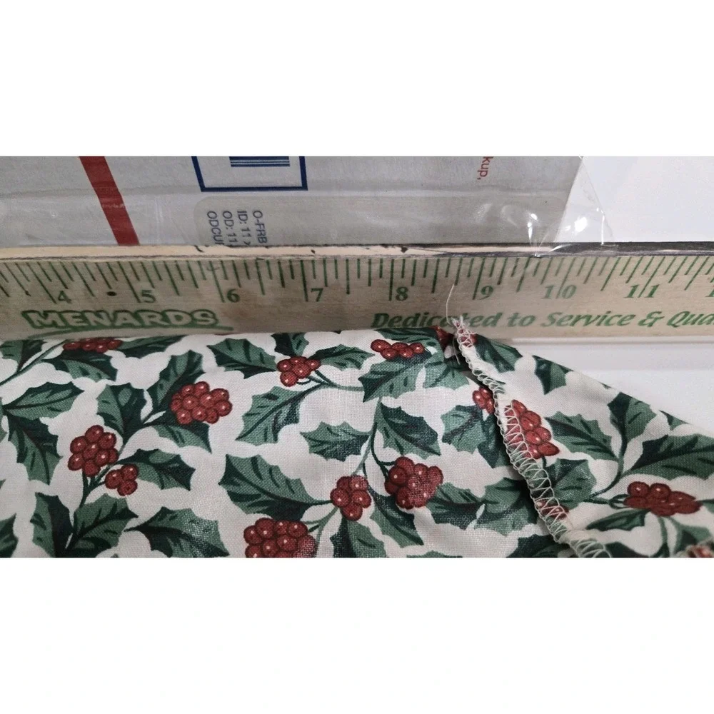 Longaberger holly berry